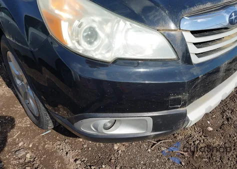 2010 Subaru Outback 3.6R Limited из США, поврежденный, VIN 4S4BRDJC0A2350471